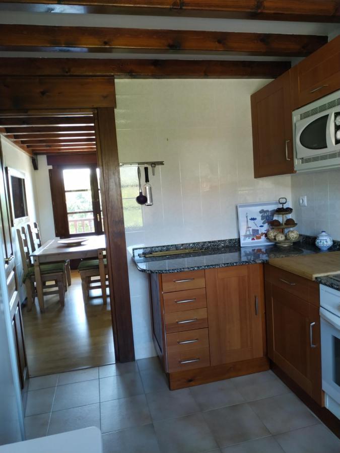 Apartamentos Llave De Santillana Santillana del Mar Exterior photo