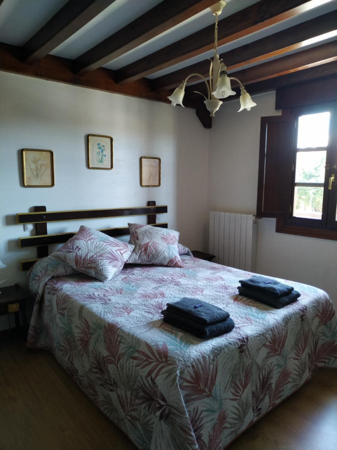 Apartamentos Llave De Santillana Santillana del Mar Exterior photo
