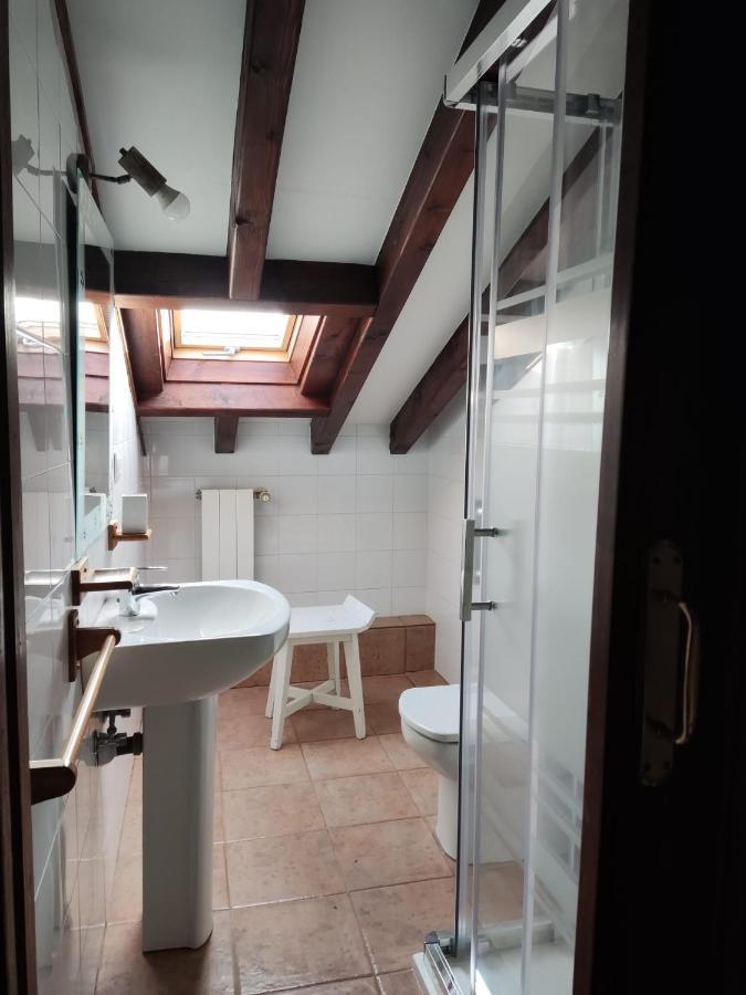 Apartamentos Llave De Santillana Santillana del Mar Exterior photo