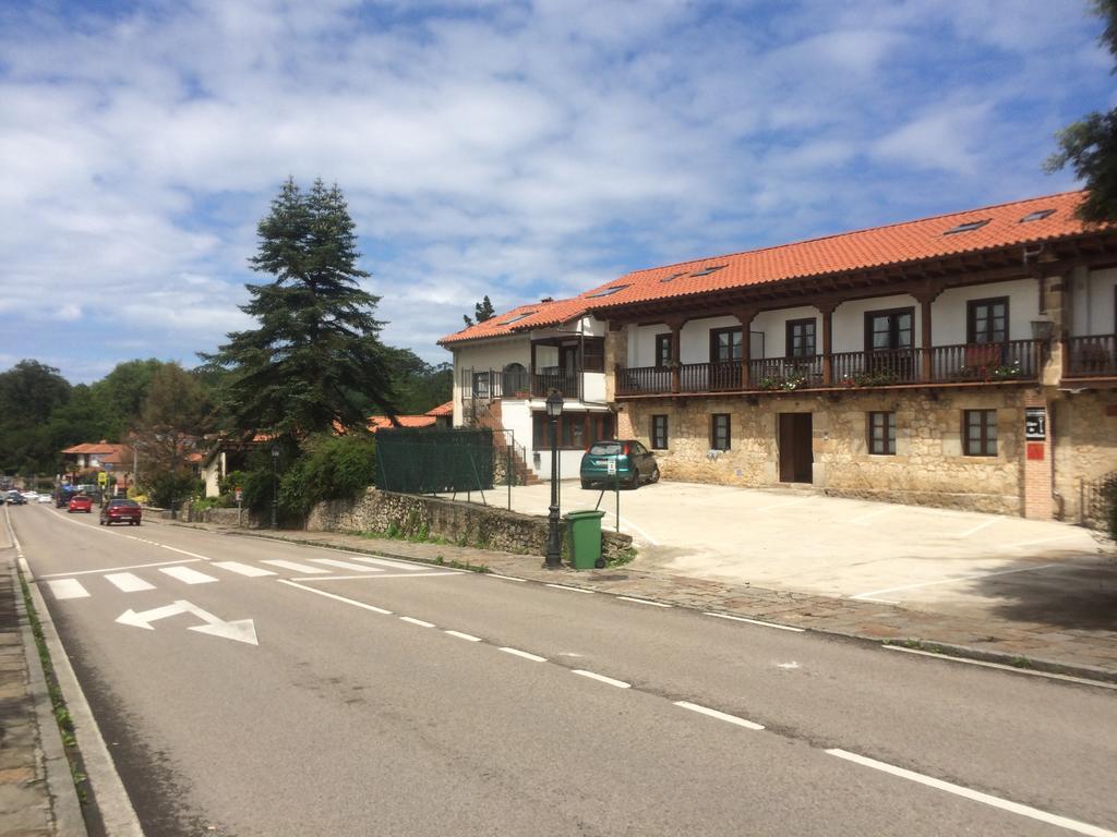 Apartamentos Llave De Santillana Santillana del Mar Exterior photo
